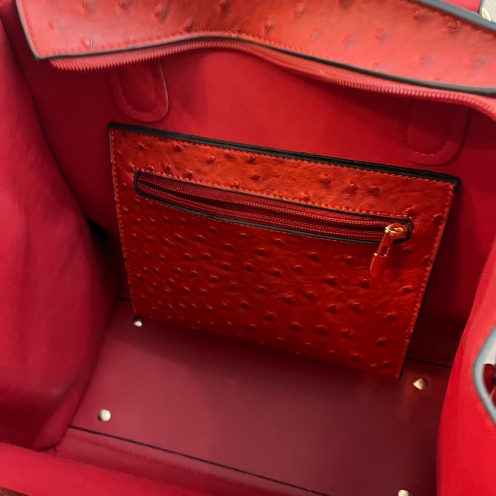 Purse - Picture 3 of 3